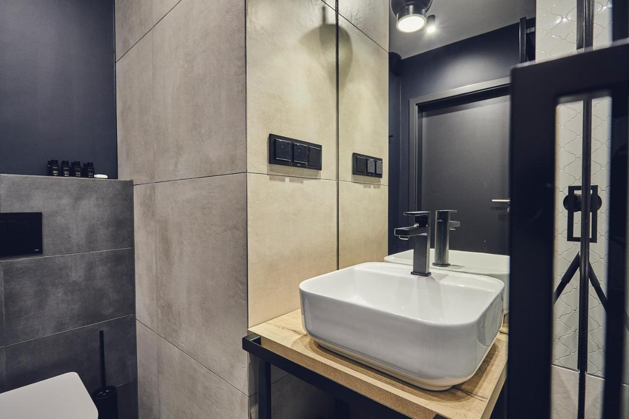 The Bridge Suites Hotel Cracovia Exterior foto